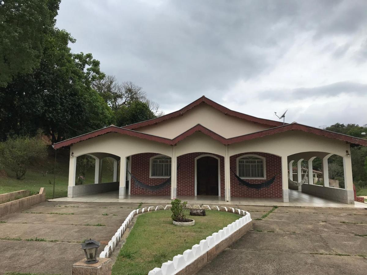 Sitio Dos Rodrigues Villa Lindóia Buitenkant foto