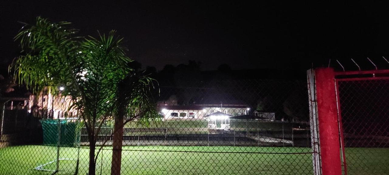 Sitio Dos Rodrigues Villa Lindóia Buitenkant foto