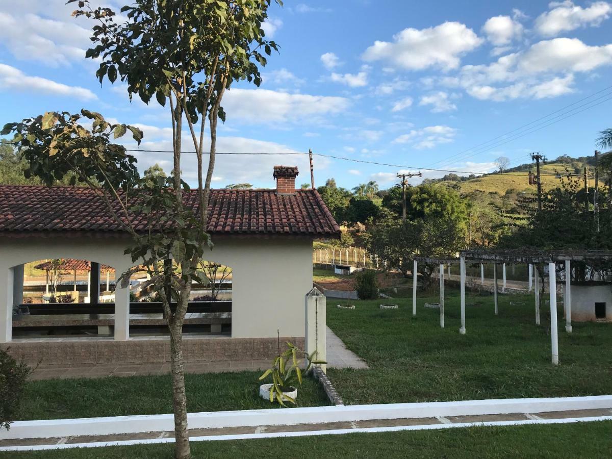Sitio Dos Rodrigues Villa Lindóia Buitenkant foto